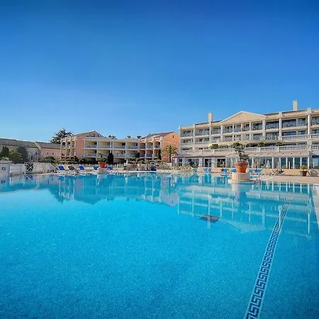 Apartment Francia - *